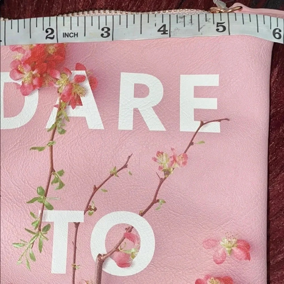 Indigo Floral  pouch wristlet bag - Picture 5 of 8